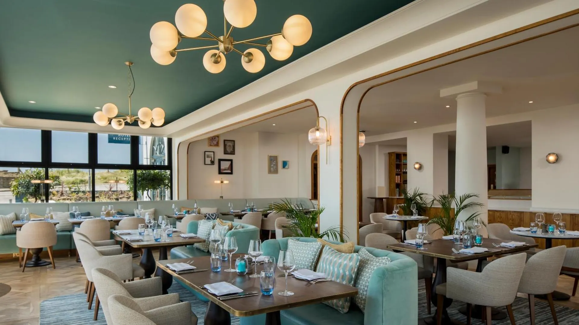 The White Horses By Everly Hotels Collection برايتون