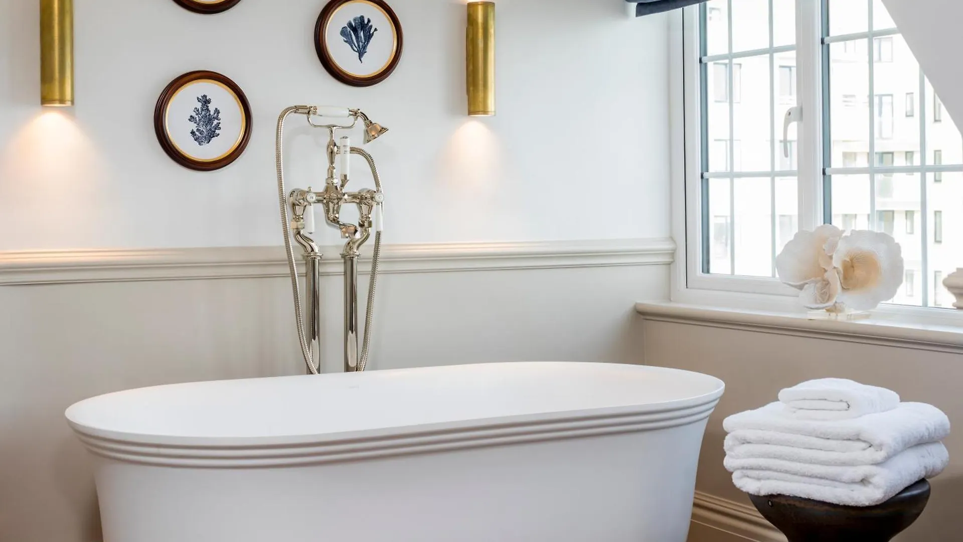 The White Horses By Everly Hotels Collection برايتون